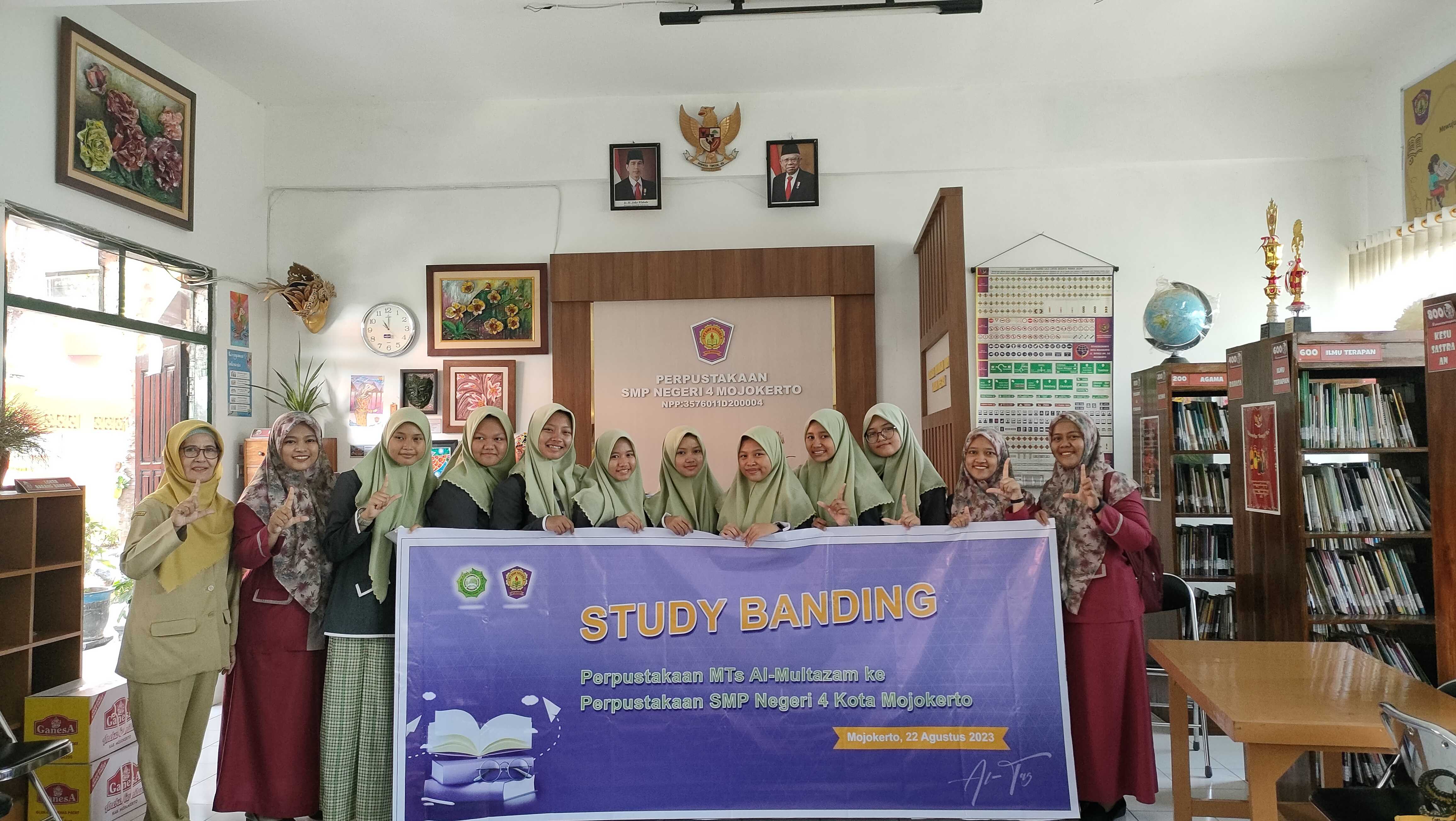 Berita Gambar
