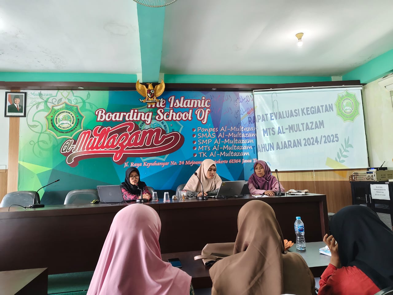 Berita Gambar